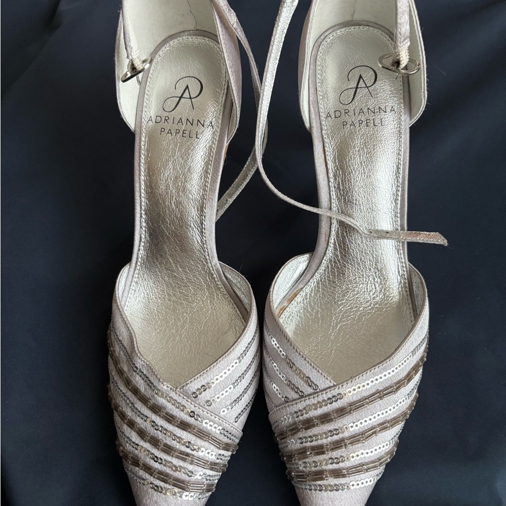Adrianna Papell Women's Shoes Silver Strappy Heels 8.5 like new